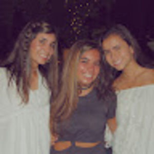 Meet your Posher, Alivia